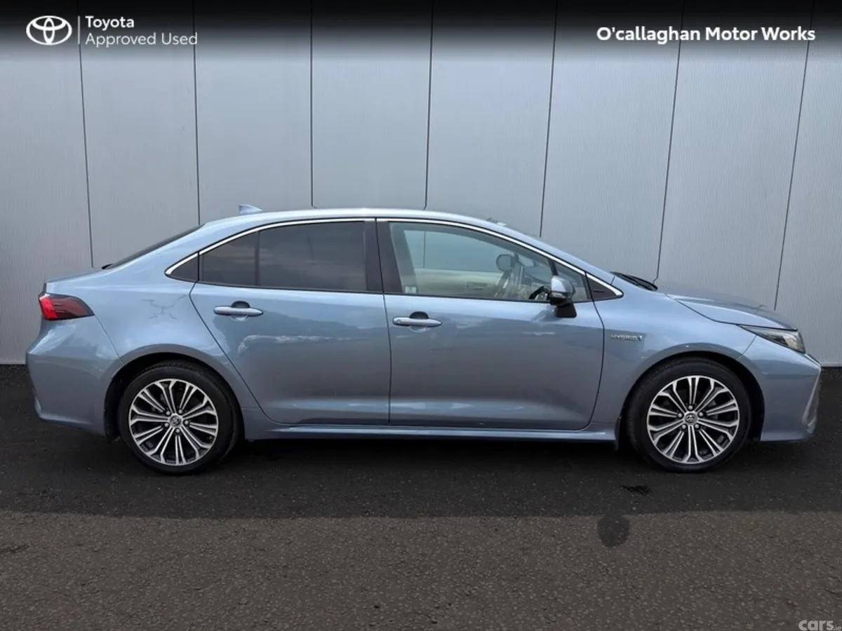 Toyota Corolla Saloon, Petrol Hybrid, 2019, Grey