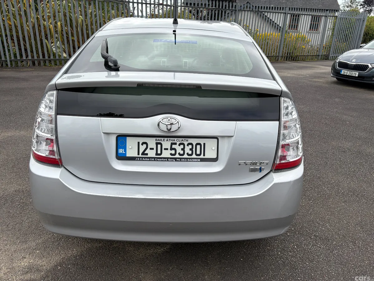 Toyota Prius Hatchback, Petrol Hybrid, 2012, Silver