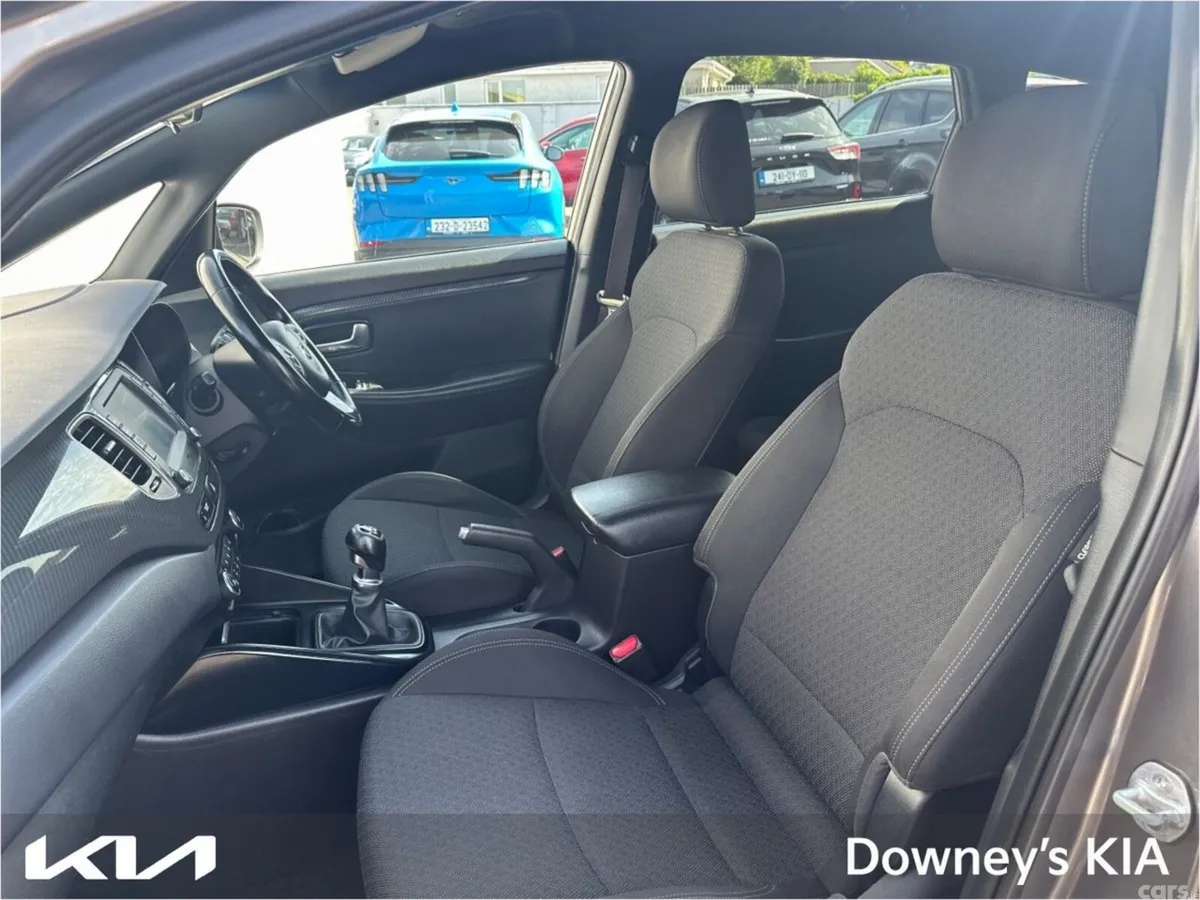 Kia Carens MPV, Diesel, 2017, Grey