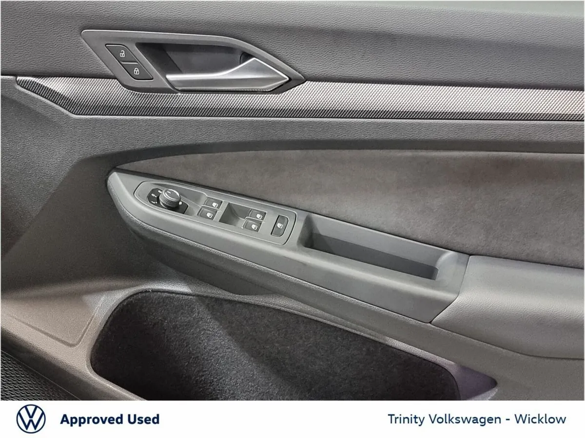 Volkswagen Golf Estate, Petrol, 2025, Grey