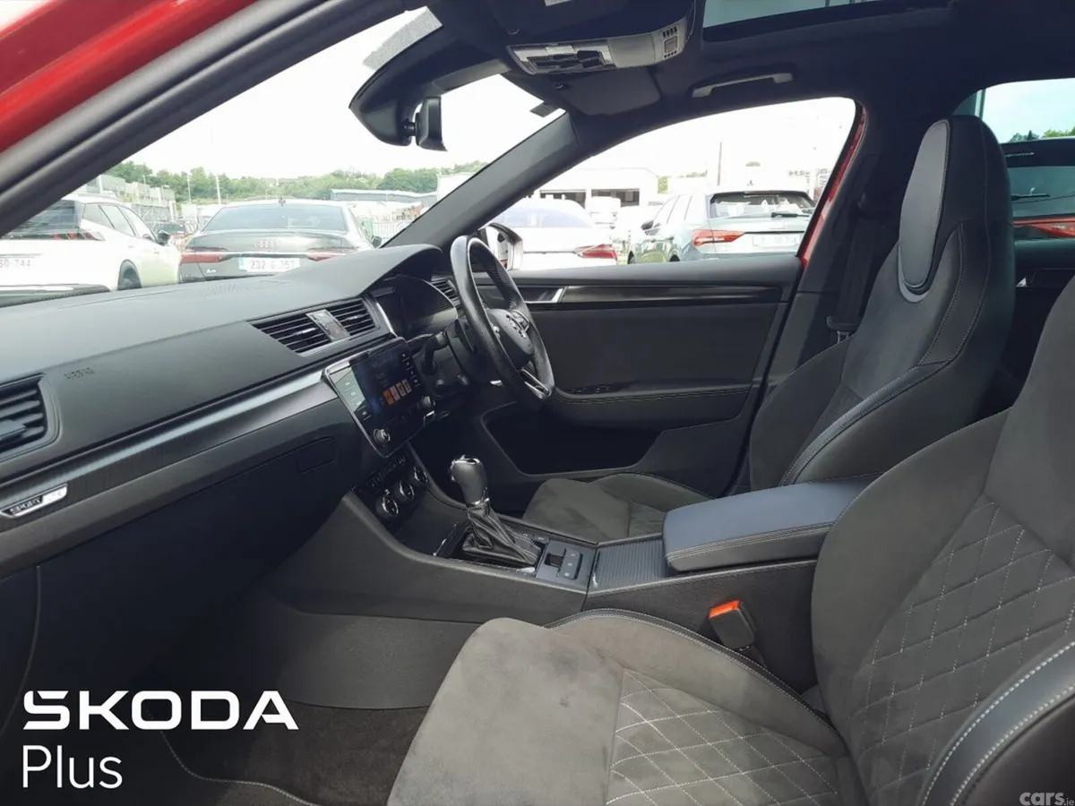 Skoda Superb Saloon, Diesel, 2024, Red