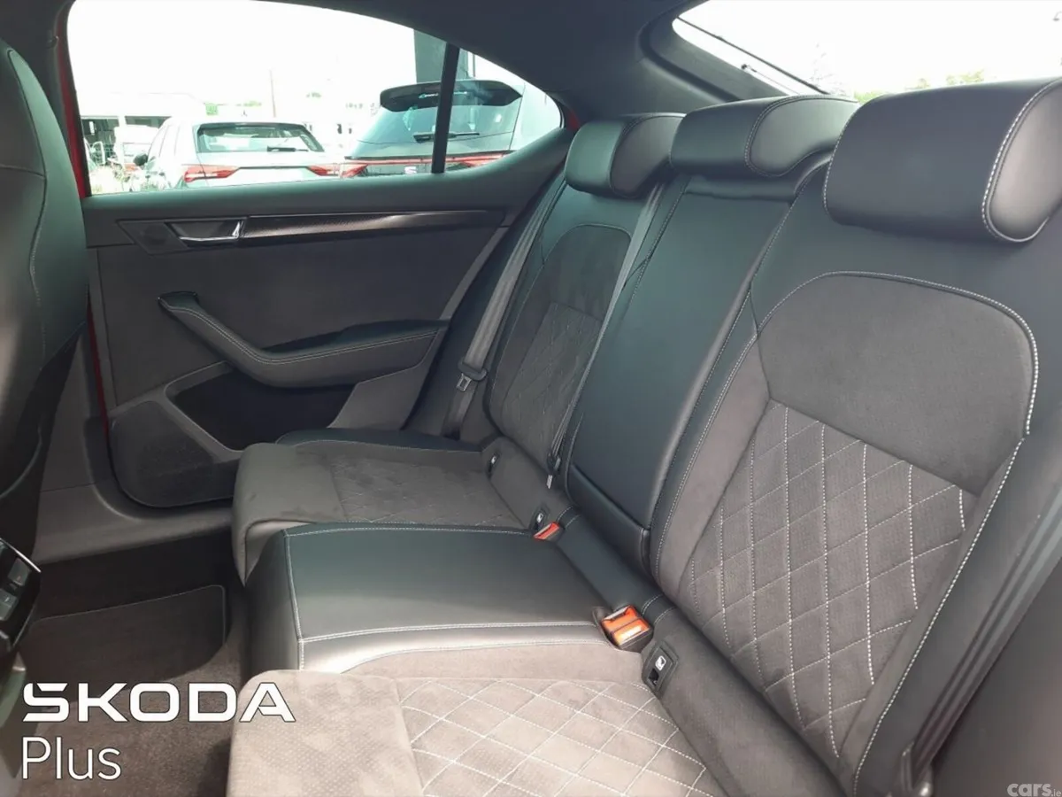 Skoda Superb Saloon, Diesel, 2024, Red