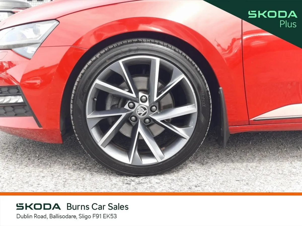 Skoda Superb Saloon, Diesel, 2024, Red