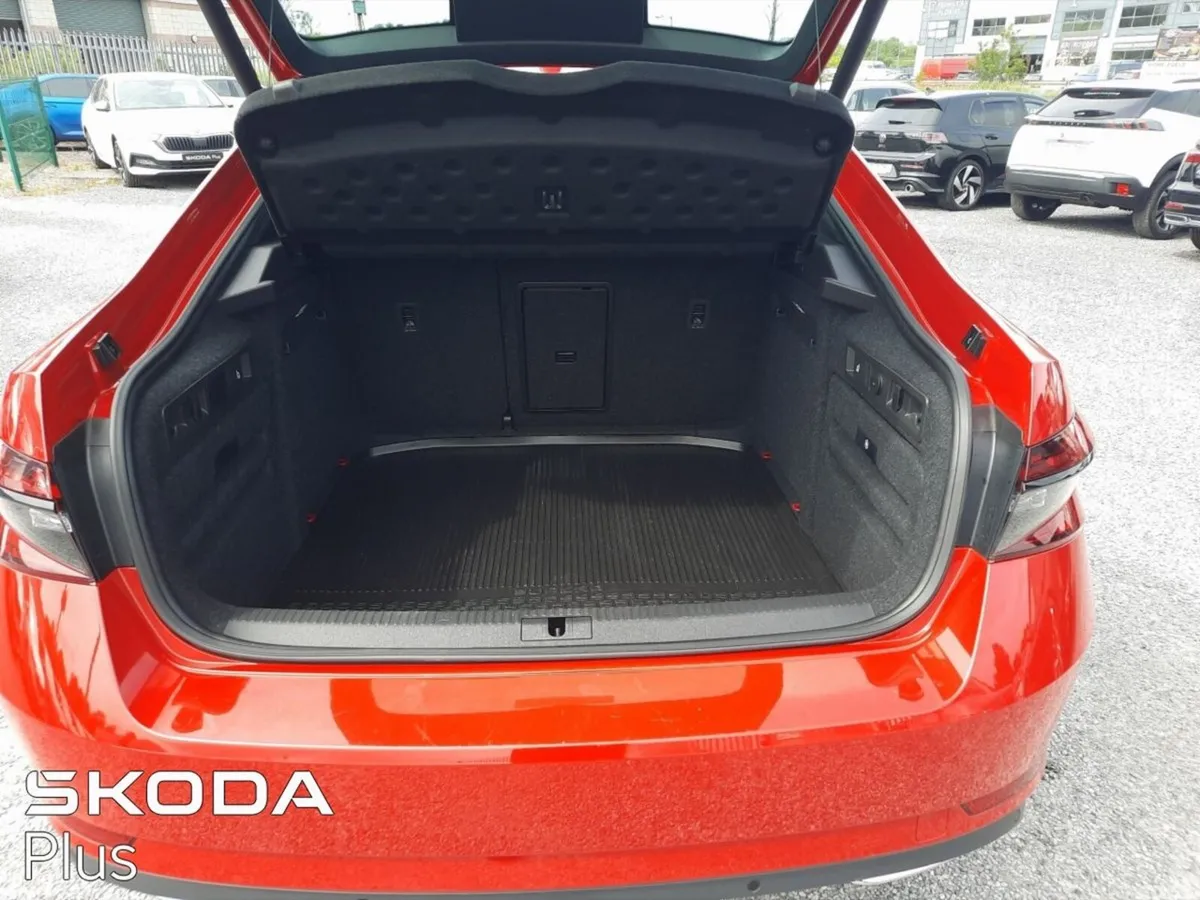 Skoda Superb Saloon, Diesel, 2024, Red