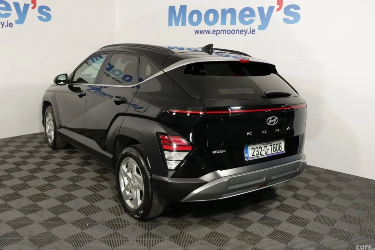 Hyundai KONA SUV, Petrol, 2023, Black