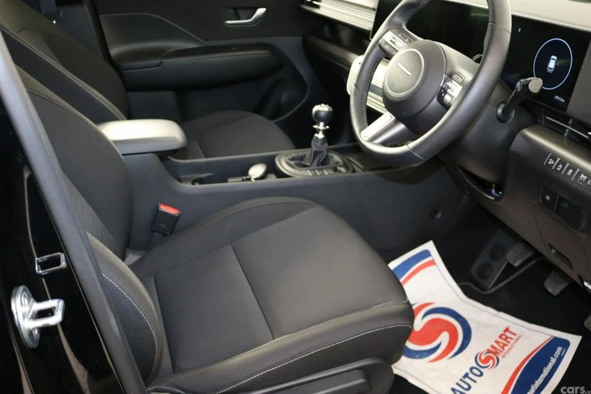 Hyundai KONA SUV, Petrol, 2023, Black