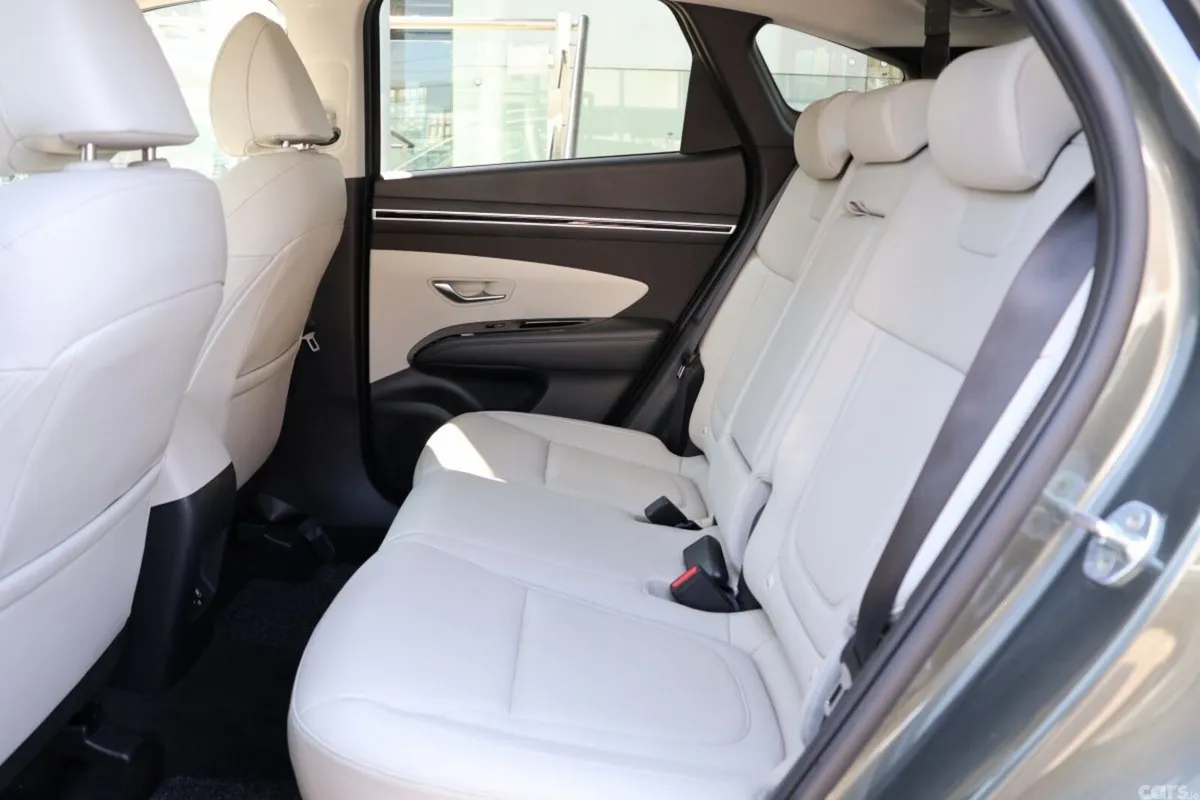 Hyundai Tucson SUV, Diesel, 2023, Grey
