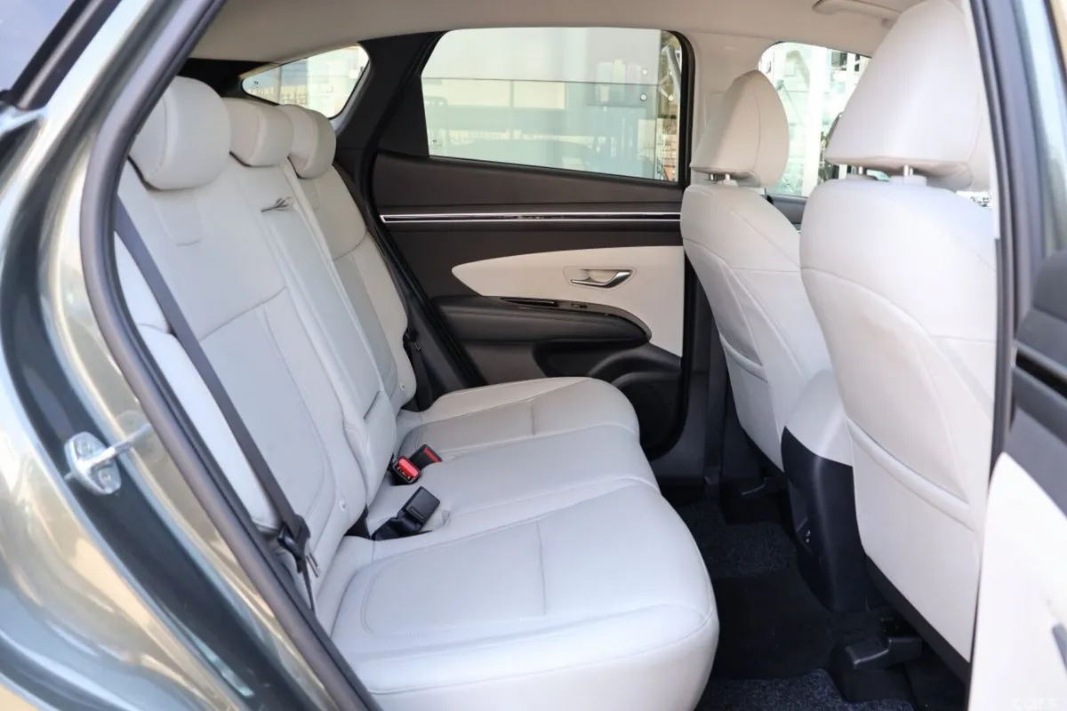 Hyundai Tucson SUV, Diesel, 2023, Grey