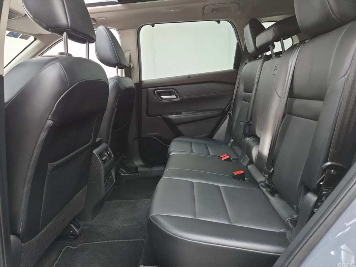 Nissan X-Trail SUV, Petrol Hybrid, 2024, Grey
