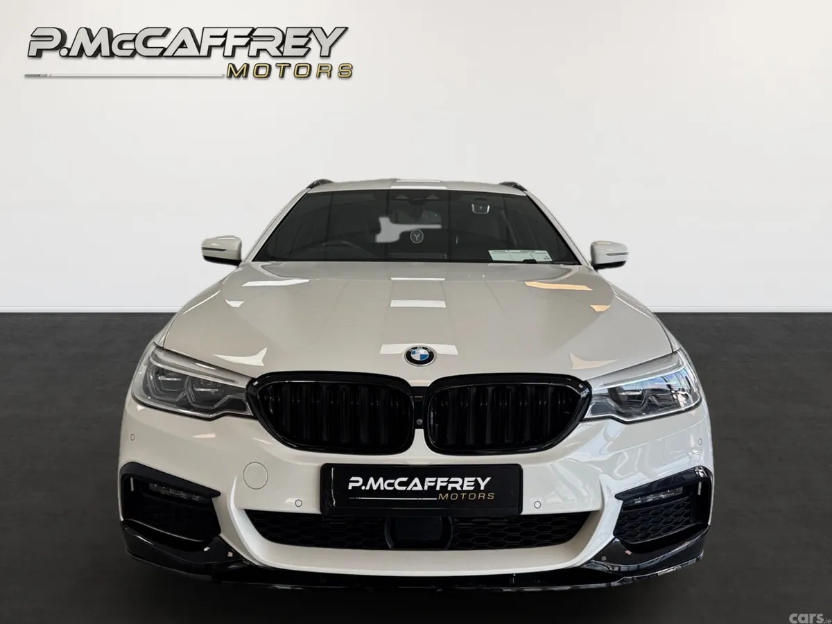 BMW 5-Series Estate, Diesel, 2020, White