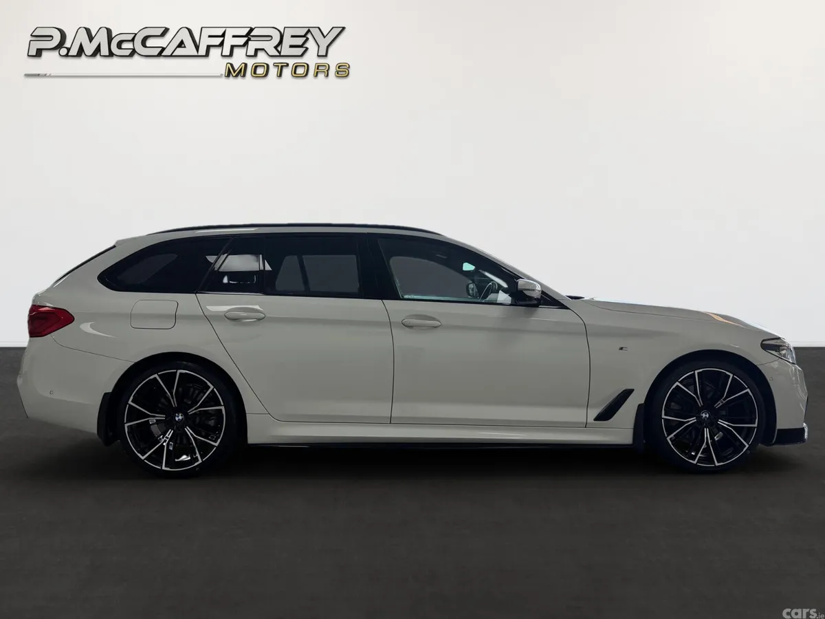 BMW 5-Series Estate, Diesel, 2020, White