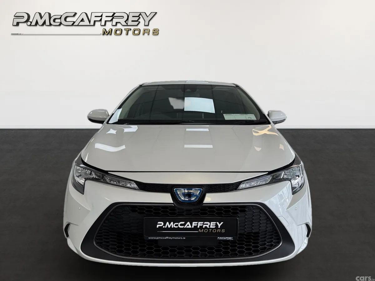 Toyota Corolla Estate, Petrol Hybrid, 2022, White