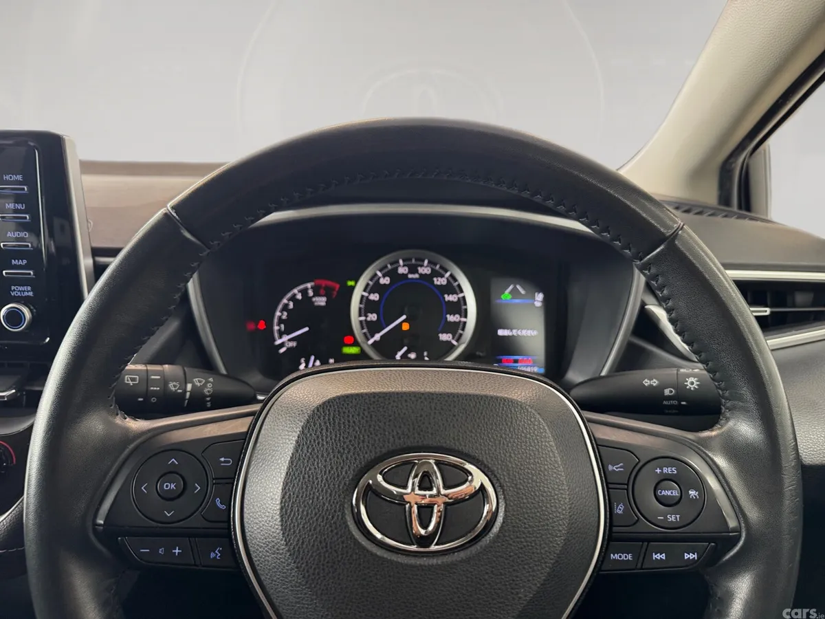 Toyota Corolla Estate, Petrol Hybrid, 2022, White