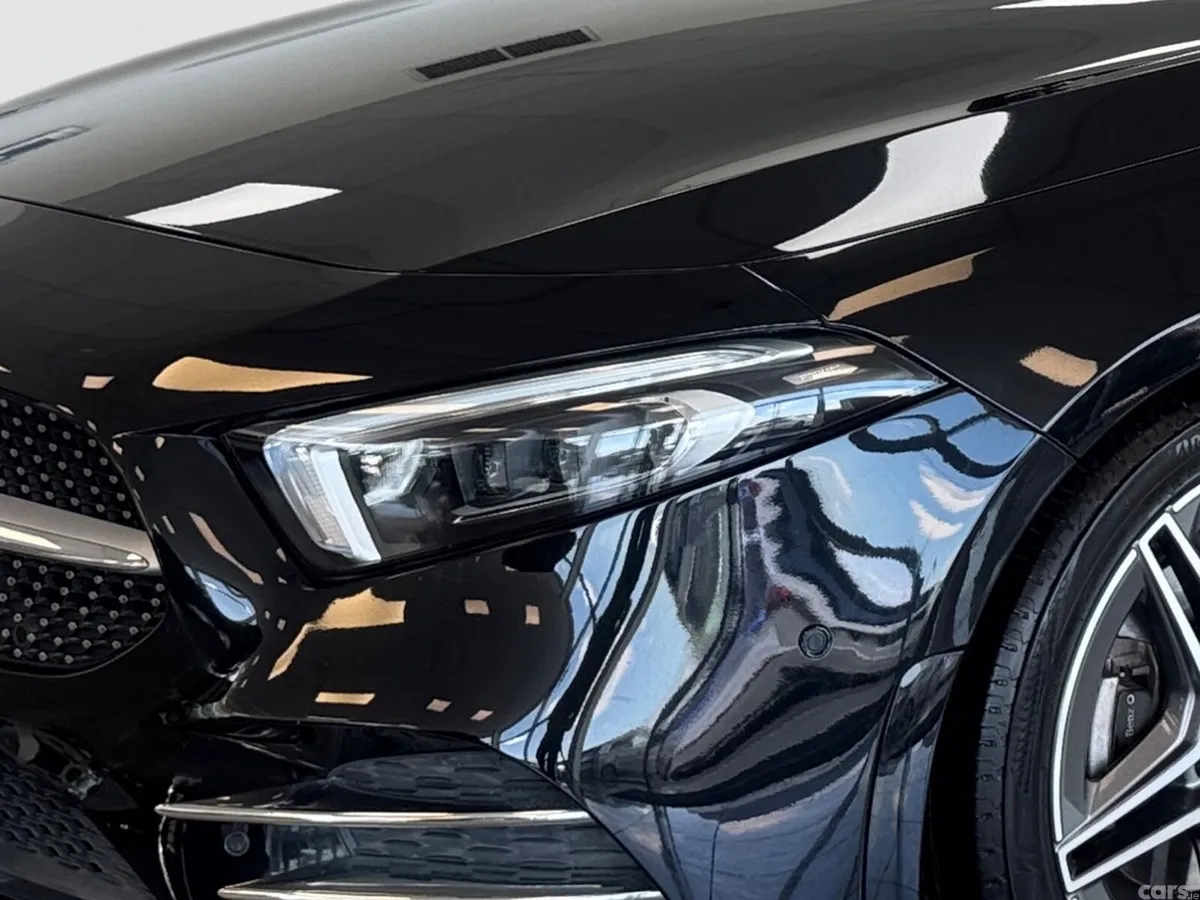 Mercedes-Benz A-Class Hatchback, Diesel, 2019, Black