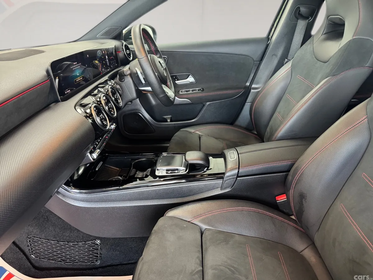 Mercedes-Benz A-Class Hatchback, Diesel, 2019, Black