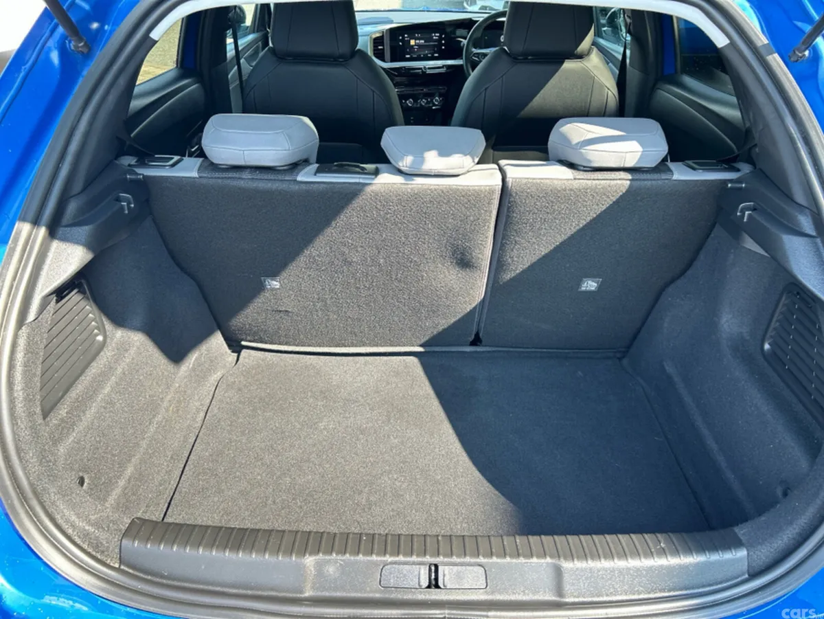 Opel Mokka MPV, Petrol, 2023, Blue