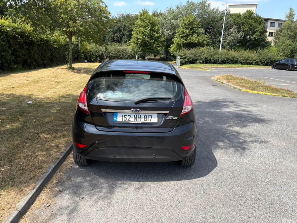 Ford Fiesta Hatchback, Petrol, 2015, Black