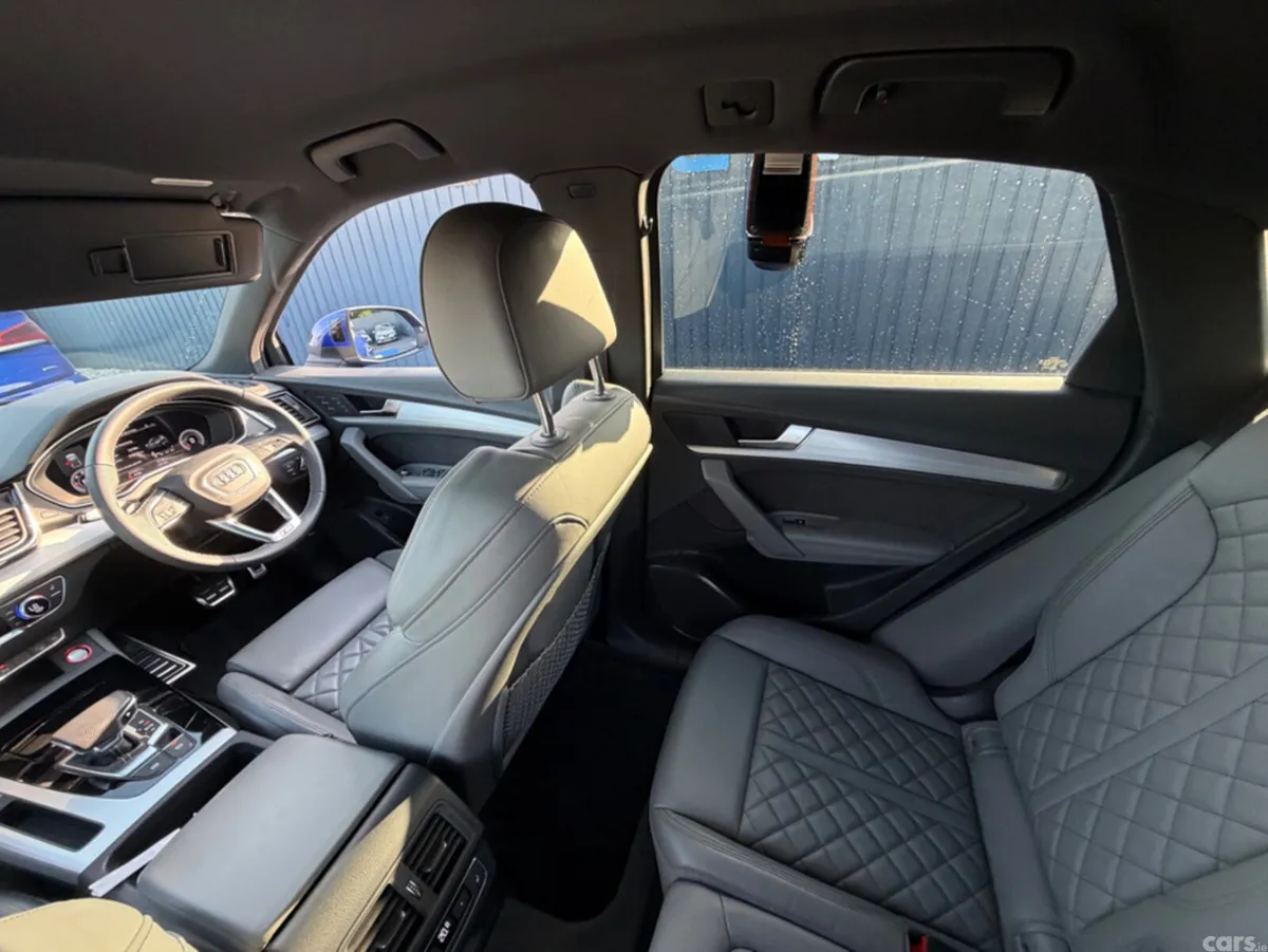 Audi Q5 SUV, Diesel, 2022, Blue