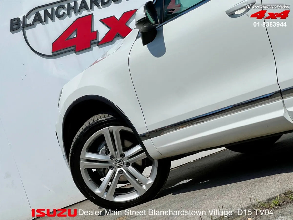 Volkswagen Touareg Pick Up, Diesel, 2018, White