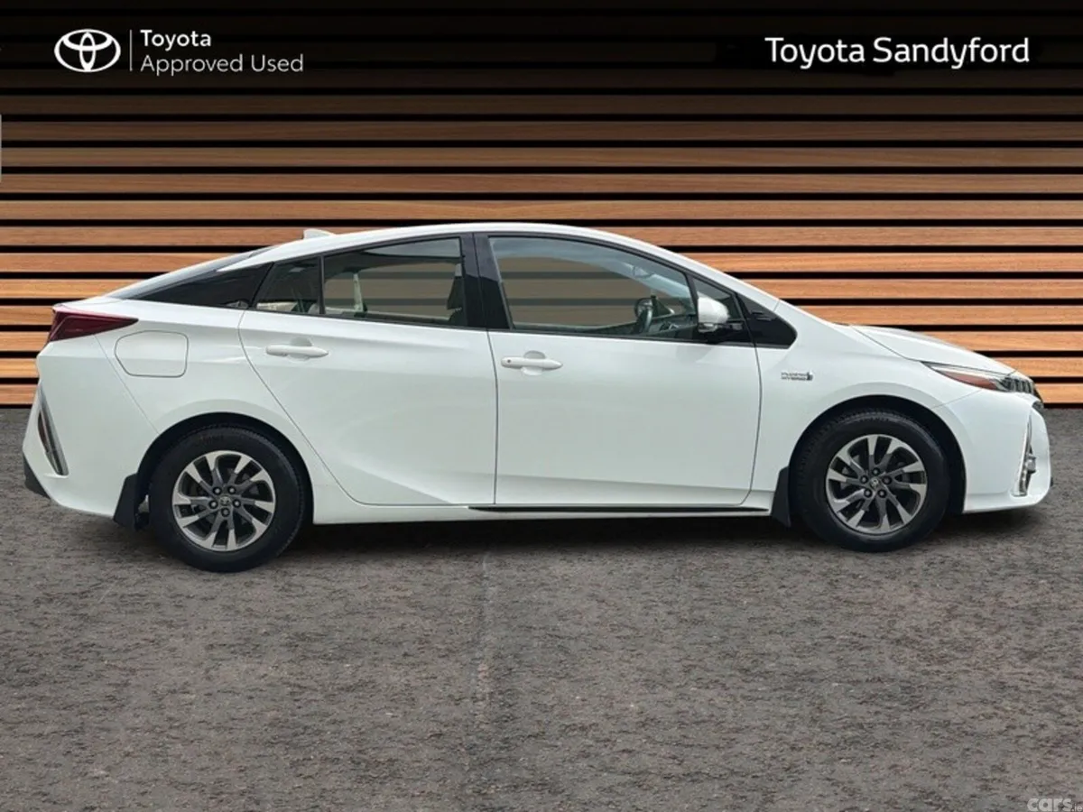 Toyota Prius Hatchback, Petrol Plug-in Hybrid, 2019, White