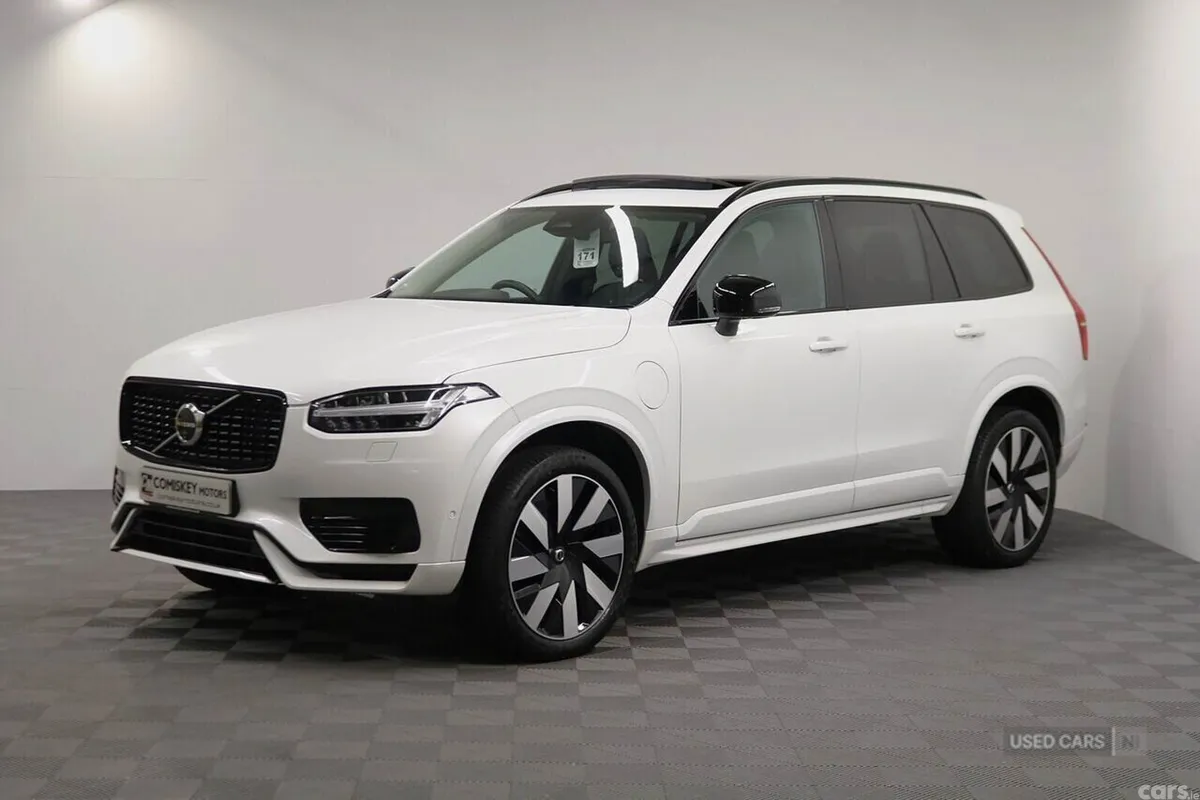 Volvo XC90 SUV, Petrol Hybrid, 2024, White