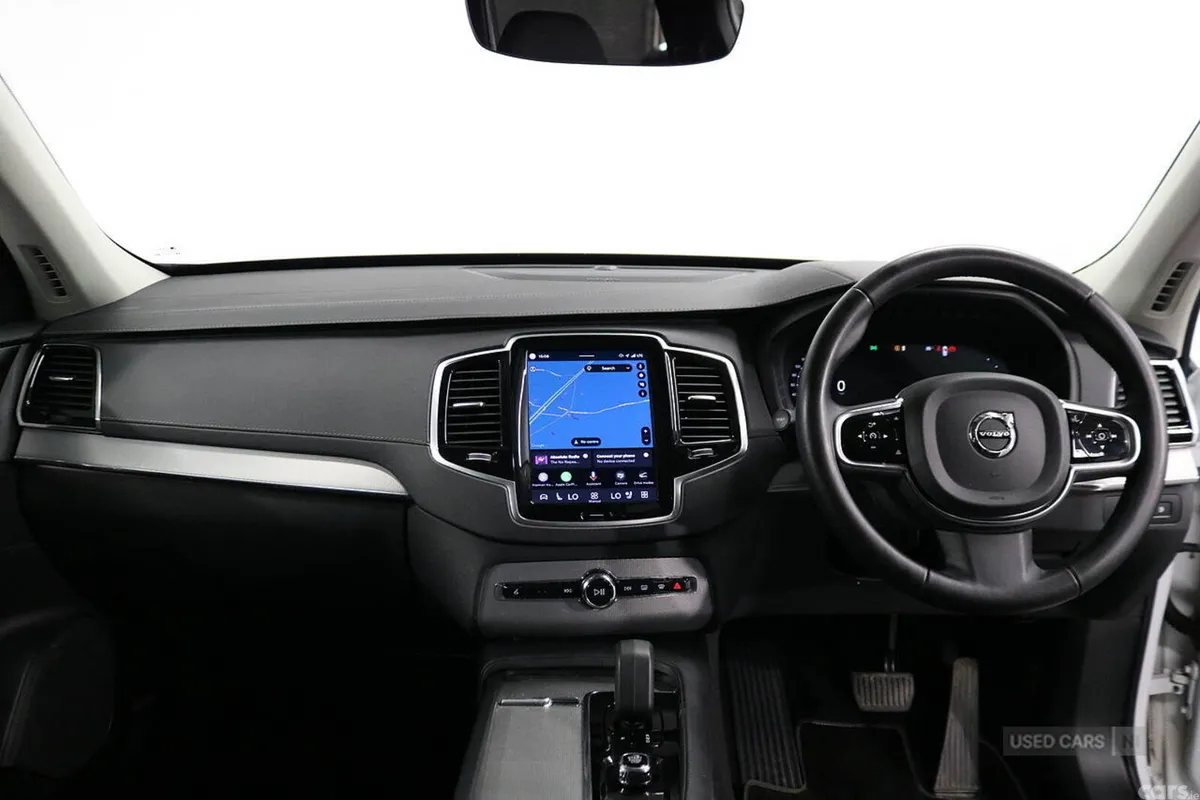 Volvo XC90 SUV, Petrol Hybrid, 2024, White