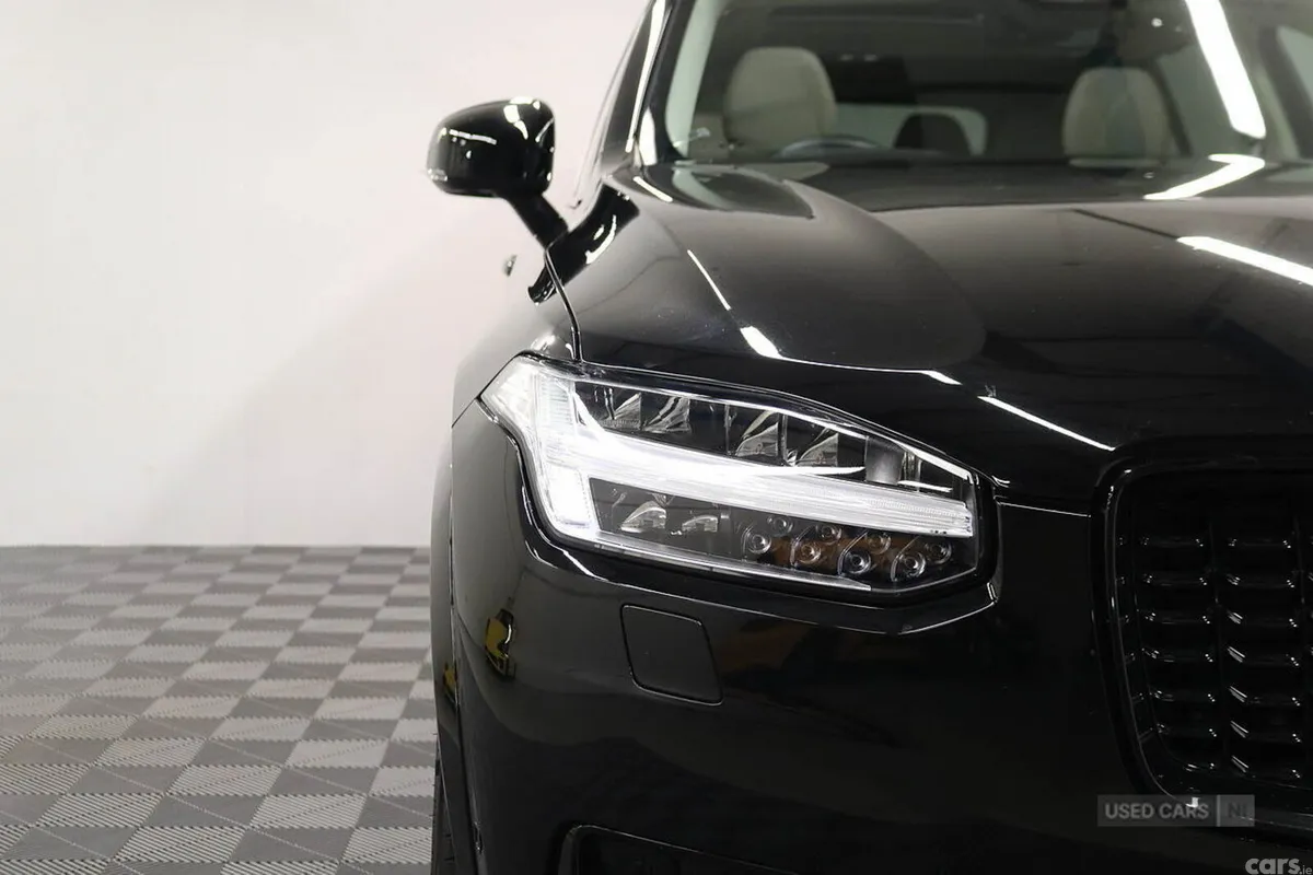 Volvo XC90 SUV, Diesel Hybrid, 2023, Black