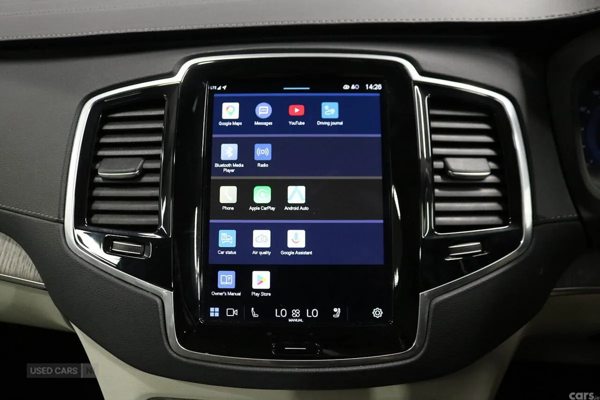 Volvo XC90 SUV, Diesel Hybrid, 2023, Black