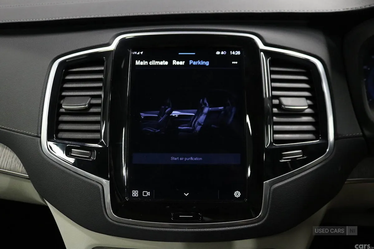 Volvo XC90 SUV, Diesel Hybrid, 2023, Black