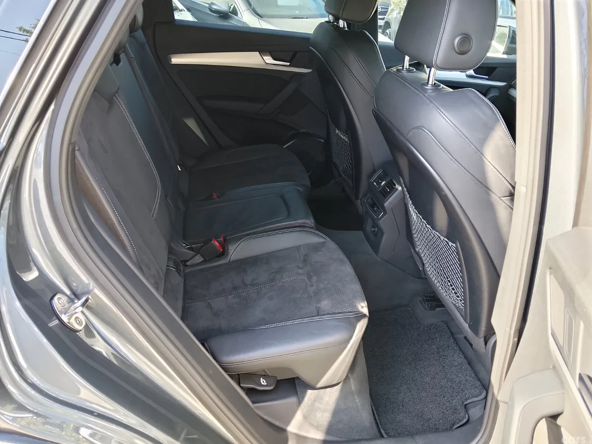 Audi Q5 SUV, Diesel, 2021, Grey
