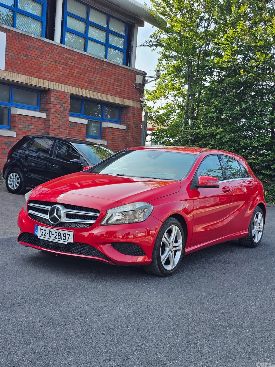 Mercedes-Benz A-Class Hatchback, Petrol, 2013, Red
