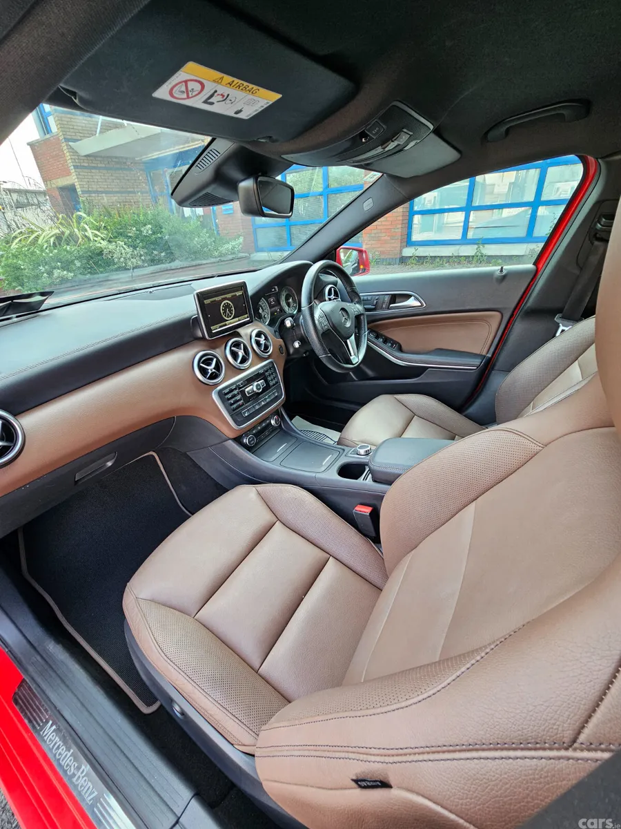Mercedes-Benz A-Class Hatchback, Petrol, 2013, Red