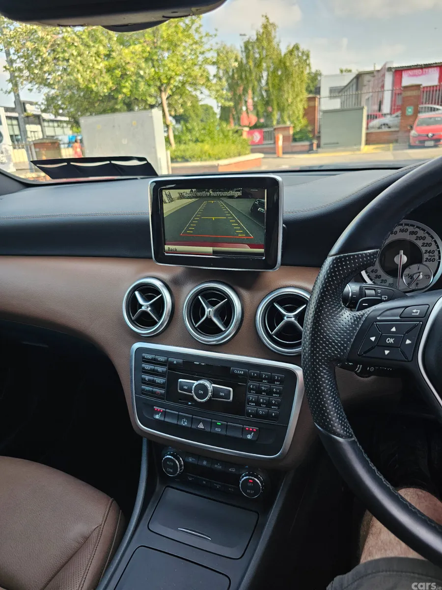 Mercedes-Benz A-Class Hatchback, Petrol, 2013, Red
