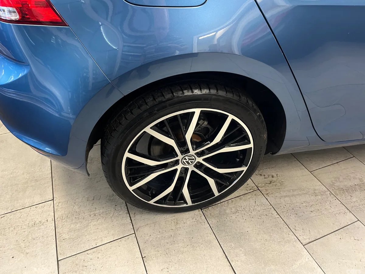 Volkswagen Golf Hatchback, Petrol, 2014, Blue