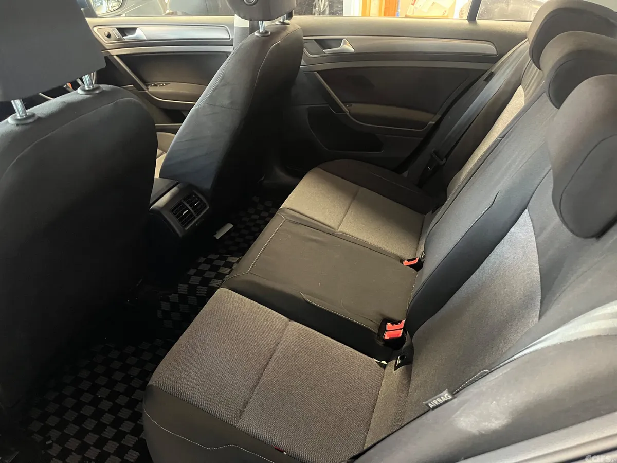 Volkswagen Golf Hatchback, Petrol, 2014, Blue