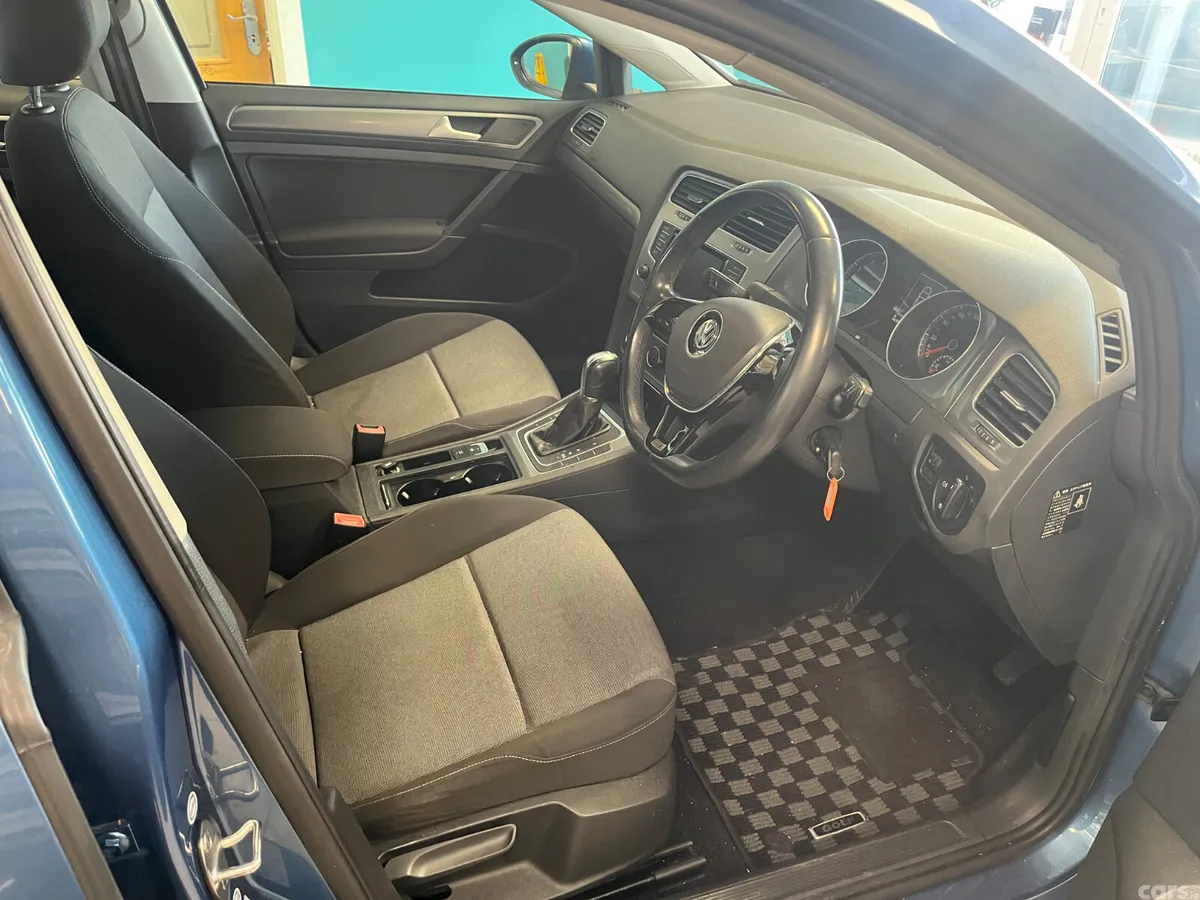 Volkswagen Golf Hatchback, Petrol, 2014, Blue