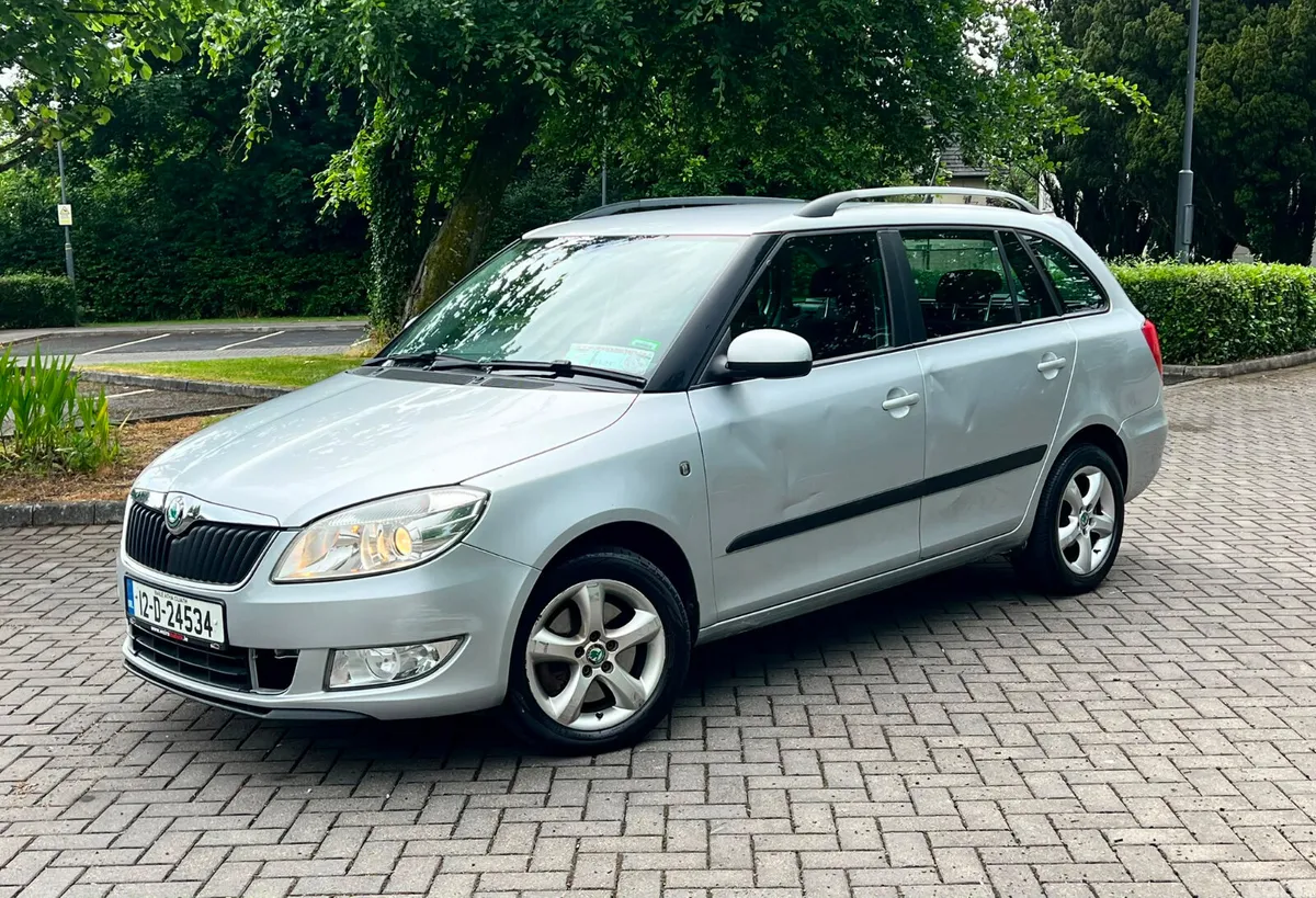 Skoda Fabia Estate, Petrol, 2012, Silver