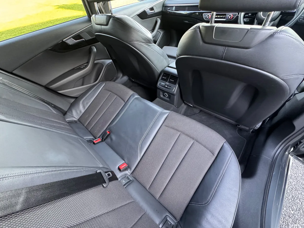 Audi A4 Saloon, Diesel, 2017, Grey