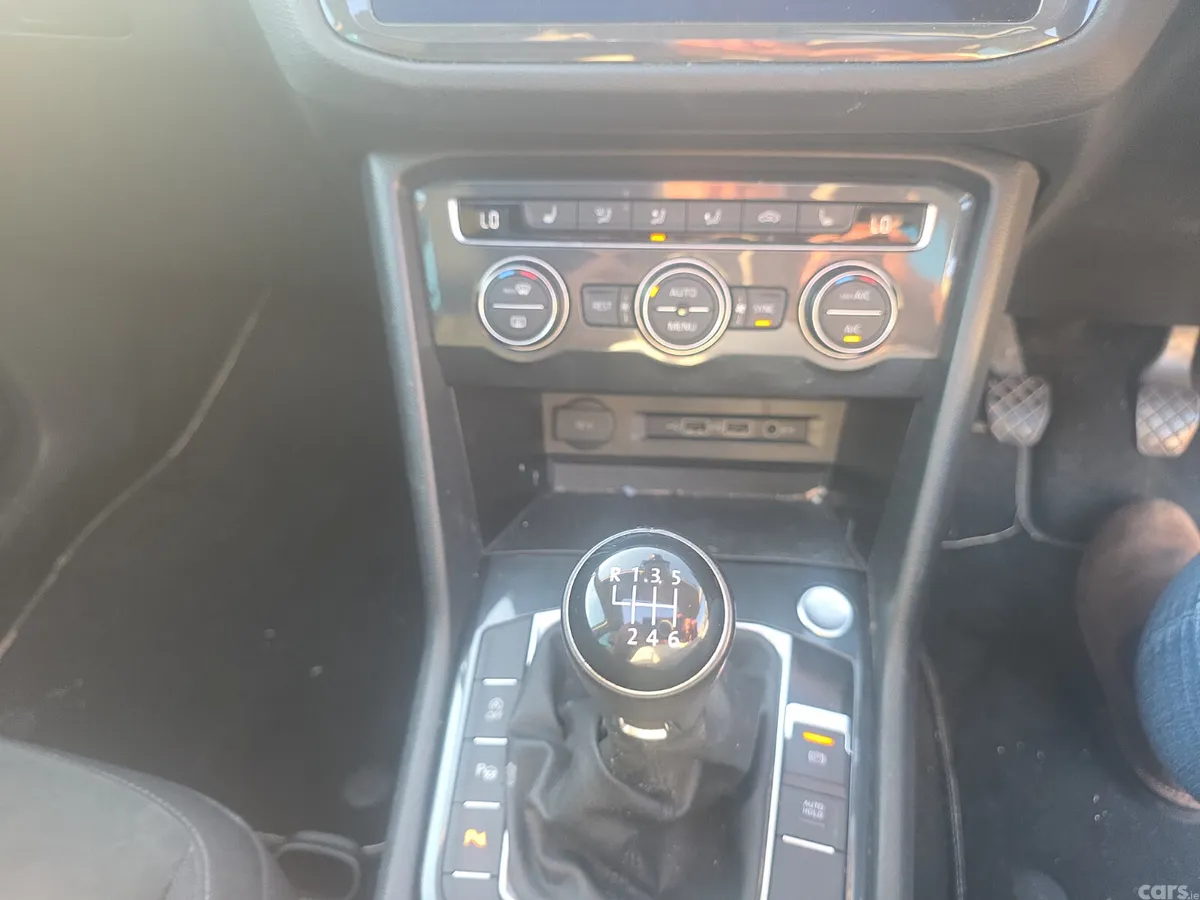 Volkswagen Tiguan SUV, Diesel, 2019, White