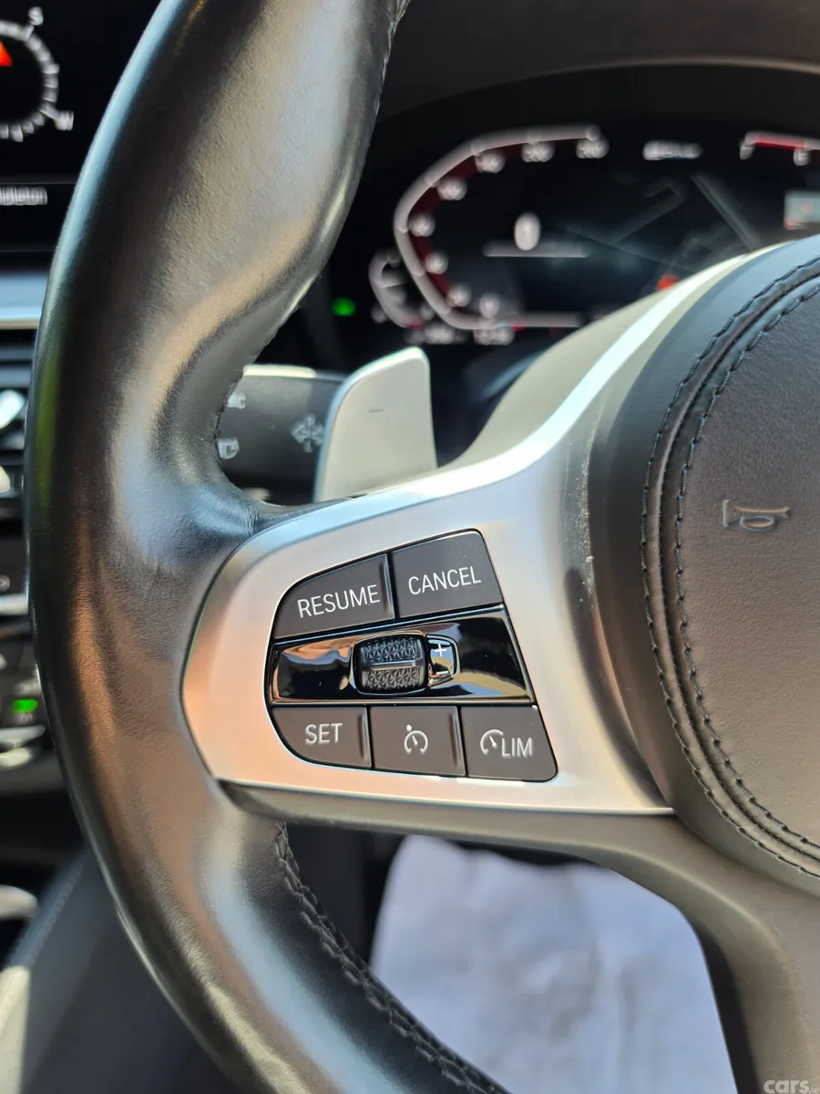 BMW 5-Series Estate, Petrol Plug-in Hybrid, 2021, White