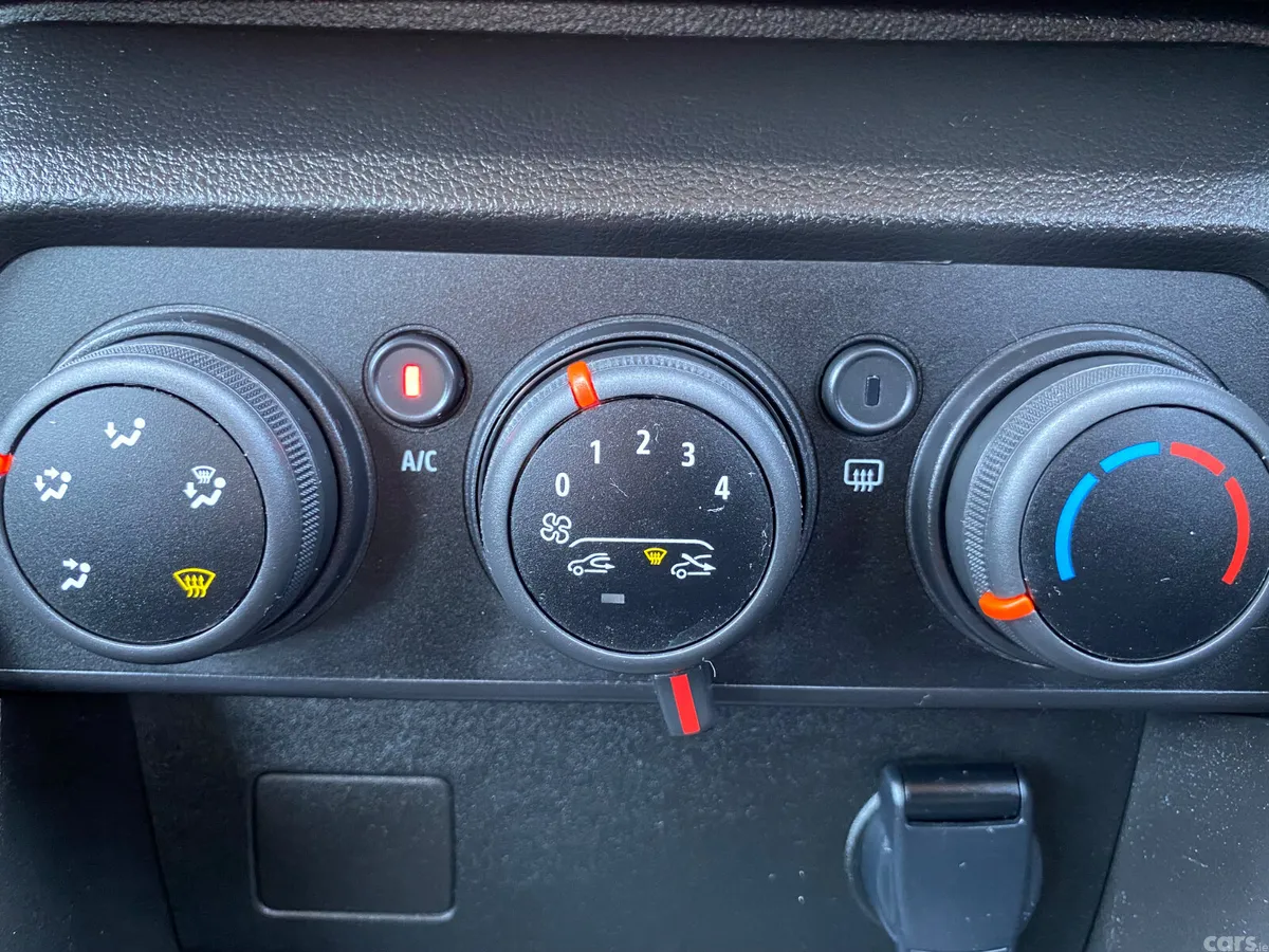 Dacia Sandero Hatchback, Petrol, 2023, Black