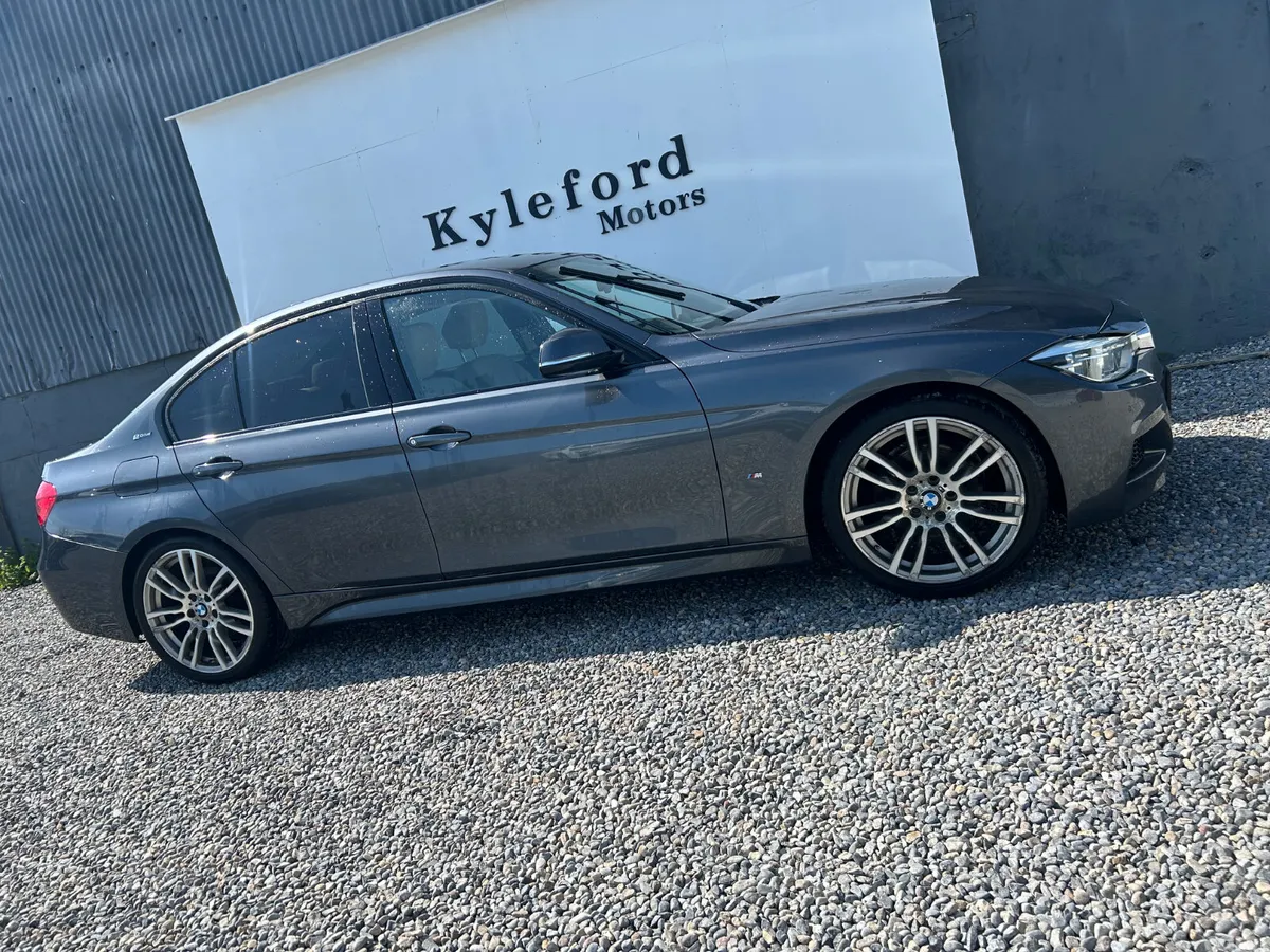 BMW 3-Series Saloon, Petrol Hybrid, 2018, Grey