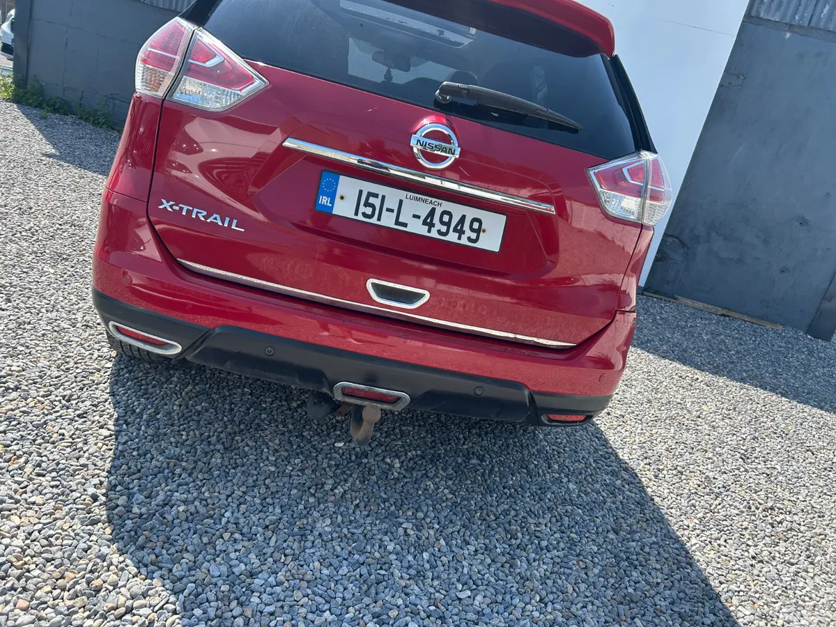 Nissan X-Trail SUV, Diesel, 2015, Red