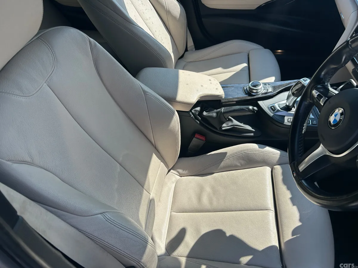 BMW 3-Series Saloon, Petrol Hybrid, 2018, Grey