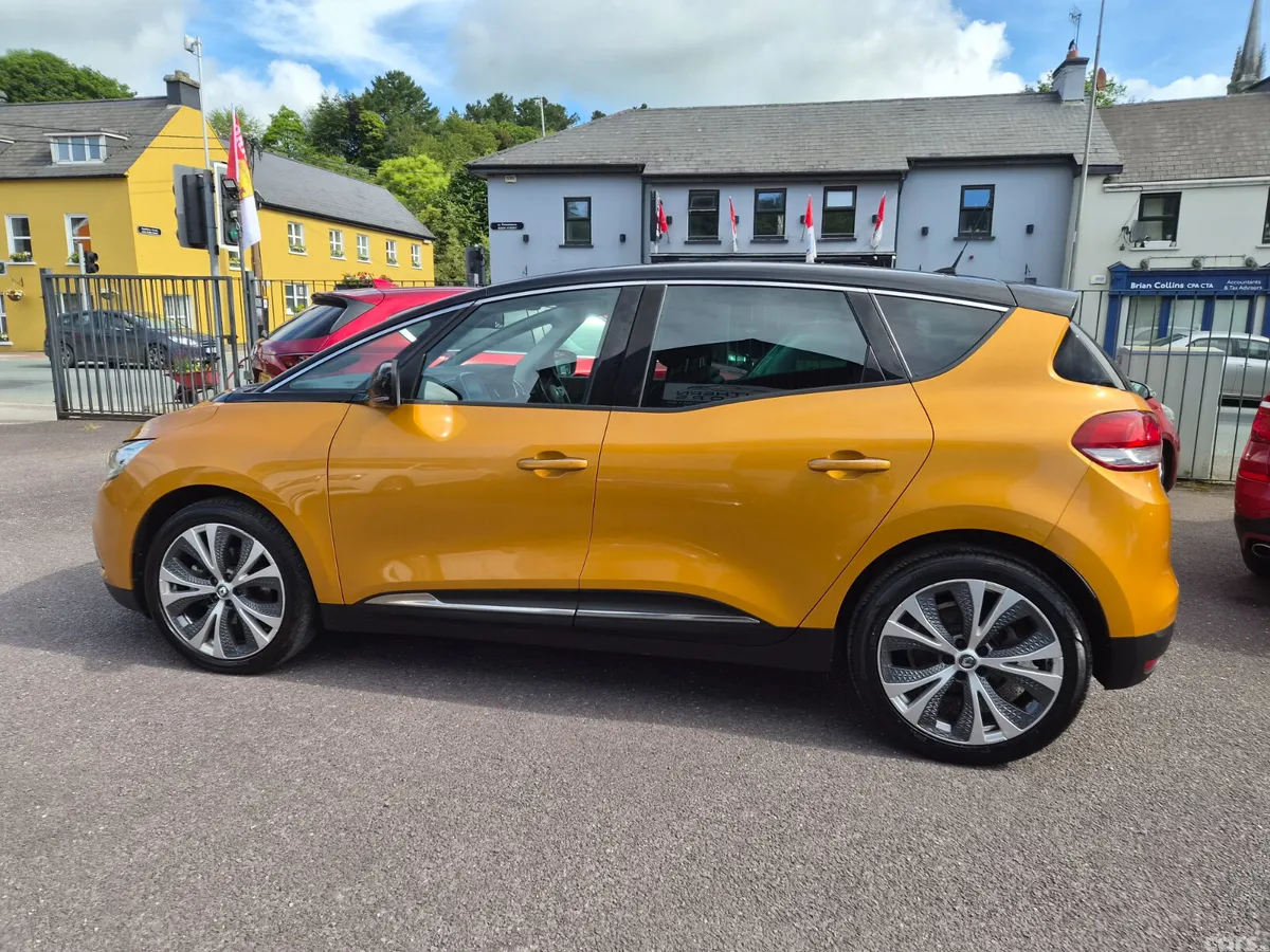 Renault Scenic MPV, Diesel, 2017, Yellow