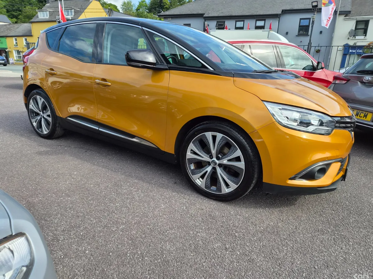 Renault Scenic MPV, Diesel, 2017, Yellow
