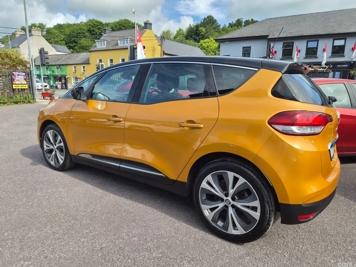 Renault Scenic MPV, Diesel, 2017, Yellow