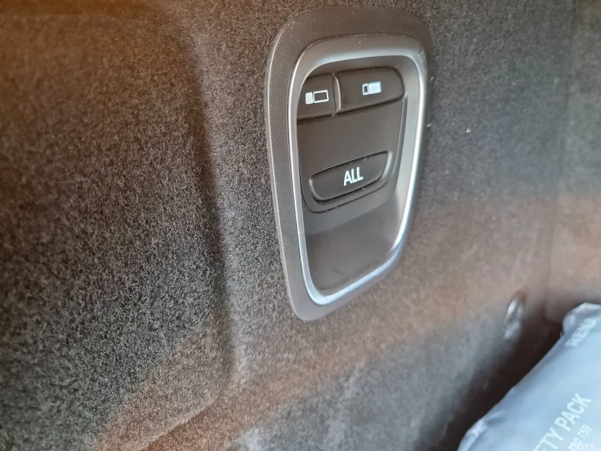 Renault Scenic MPV, Diesel, 2017, Yellow