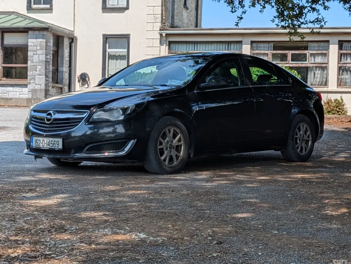 Opel Insignia Hatchback, Diesel, 2015, Black