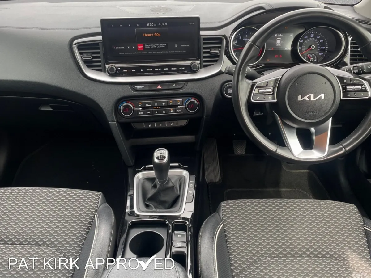 Kia XCeed Hatchback, Petrol, 2022, Bronze